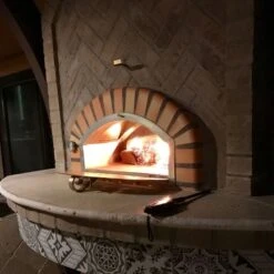 Pizzaioli Brick Traditional Pizza Oven -Primo Store Built in Brick Oven