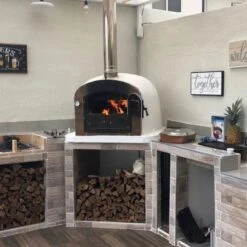Lisboa PREMIUM Rustic Arch Brick Pizza Oven 16 Lisboa PREMIUM Rustic Arch Brick Pizza Oven -Primo Store RusticArchLisboaPremiumOvenonanoutdoorkitchencounter
