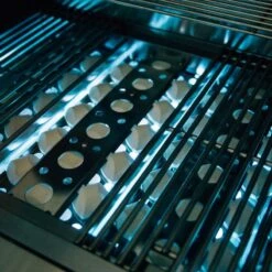 Summerset Sizzler PRO 32" 4-Burner Built-in Grill With Infrared Rear Burner -Primo Store SizzlerPROInteriorLit